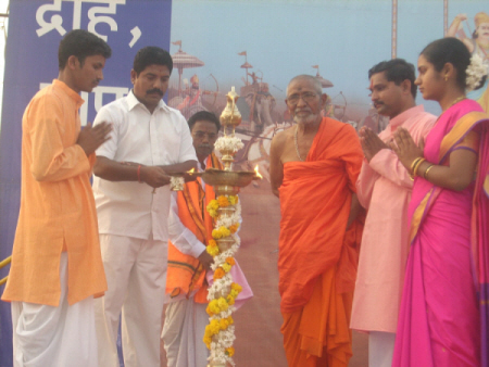  Inauguration of Hindu Dharmajagruti sabha by lighting an oil lamp